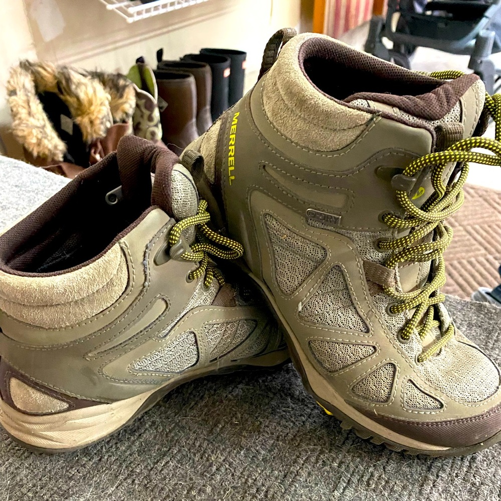 Merrell Hiking Boot